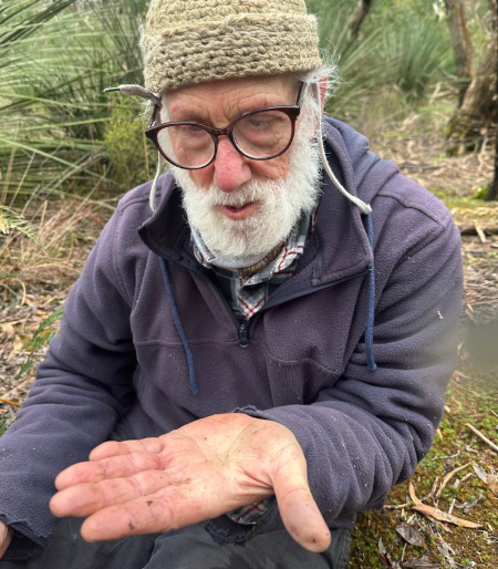 Polyzoniida in hand